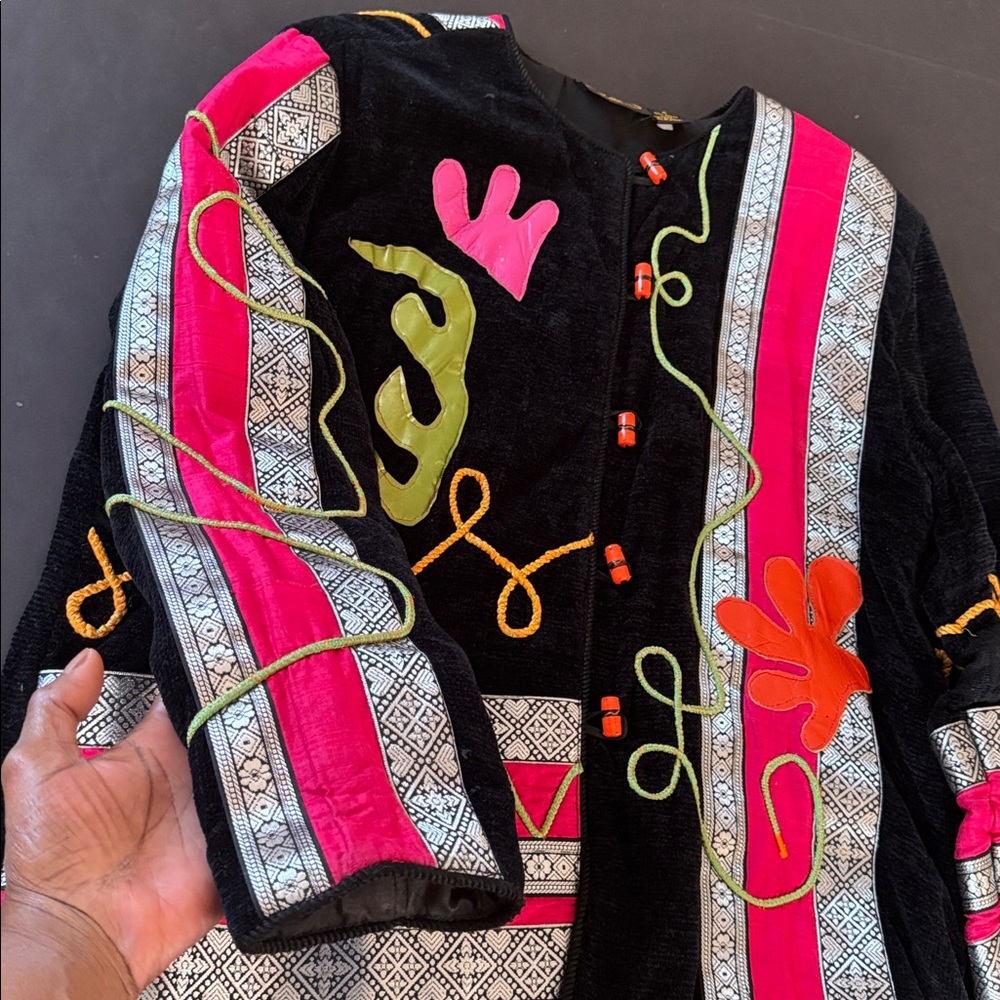 Vintage Allure Artsy Patchwork Jacket - image 10